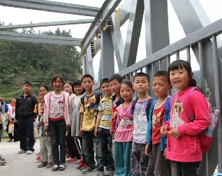 首座“茅以升公益橋”竣工儀式（重慶電視臺播報）